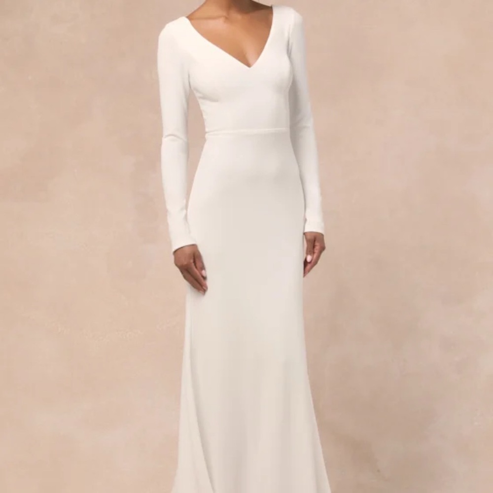 Lulu's Elegant White Wedding Dress